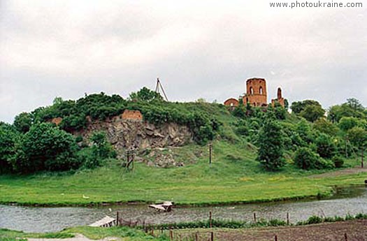  die Stadt Korets. Das Schloss Koretskih
Gebiet Rowno 