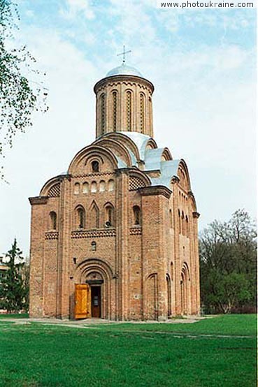 Church of Good Friday Chernihiv Region Ukraine photos