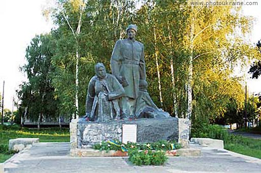 Village Velyki Sorochyntsi. Monument to Sorochyntsi uprising Poltava Region Ukraine photos