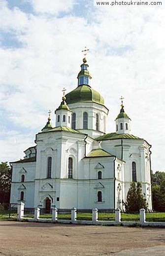 Village Velyki Sorochyntsi. Transfiguration Church Poltava Region Ukraine photos