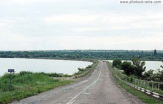 Small town Leninske. Dam on Kamenka river Dnipropetrovsk Region Ukraine photos