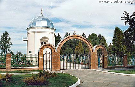  das Dorf Pavlovka. Den ukrainischen Friedhof und die Kapelle
Gebiet Wolynsk 
