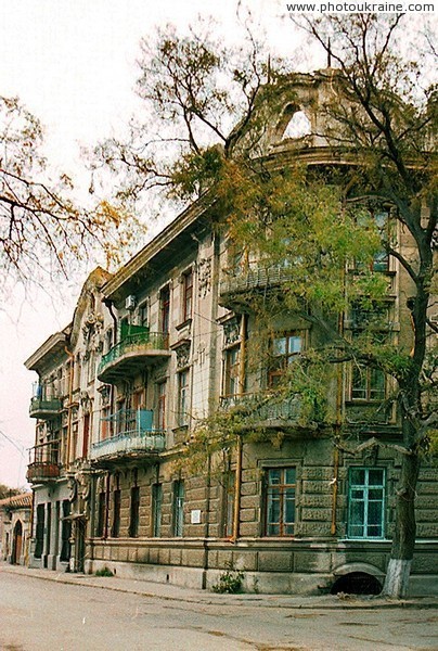 Yevpatoria. House of town chapter S. Duwan Autonomous Republic of Crimea Ukraine photos