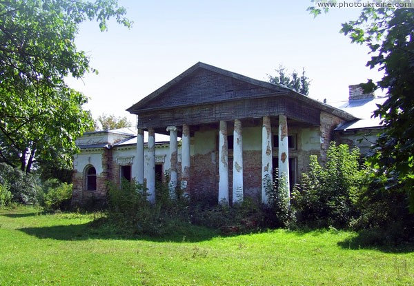 Napadivka. Front facade of wing estate Vinnytsia Region Ukraine photos