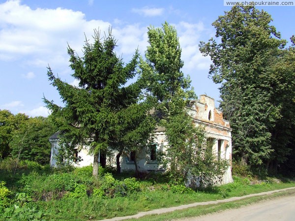 Novofastiv. Wing manor Lyubomyrskyh Vinnytsia Region Ukraine photos
