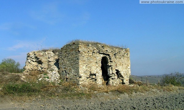 Ozaryntsi. Remains of castle gate tower Vinnytsia Region Ukraine photos
