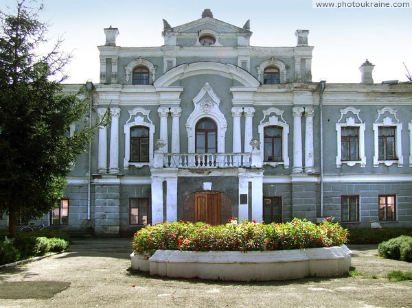 Stara Pryluka. Central part of front facade Vinnytsia Region Ukraine photos
