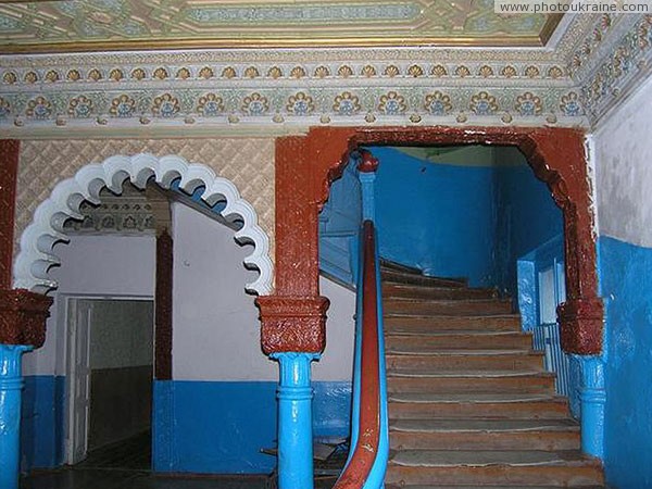 Stara Pryluka. Grand hall of Mering palace Vinnytsia Region Ukraine photos