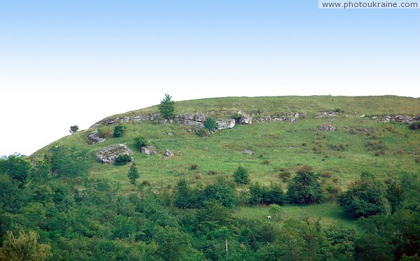 Bronnytsia. Limestone hill above village Vinnytsia Region Ukraine photos