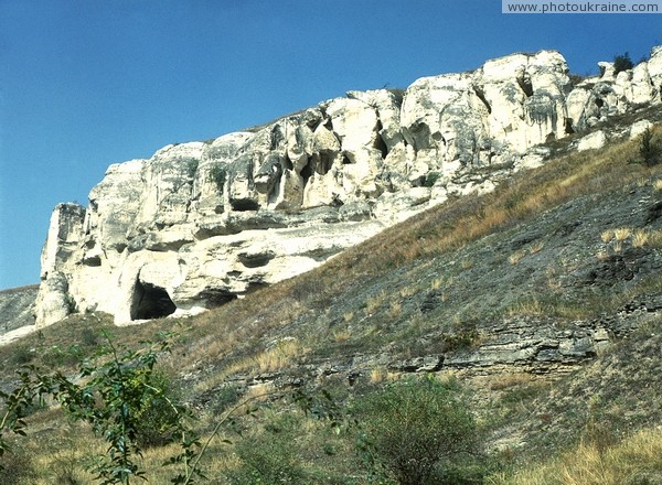 Nahoryany. Caves in Cenomanian limestone Vinnytsia Region Ukraine photos