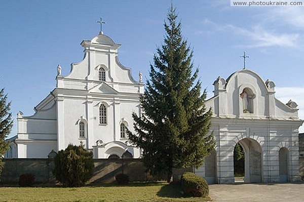 Shargorod. Ensemble of Catholic church Vinnytsia Region Ukraine photos