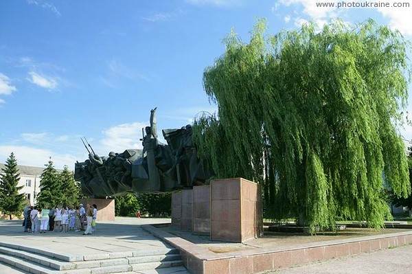 Khmilnyk. Monument to soldiers Vinnytsia Region Ukraine photos