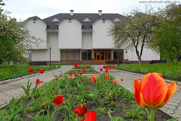Kolodyazhne. Main building of museum L. Ukrainka Volyn Region Ukraine photos