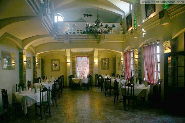 Lutsk. Main hall of restaurant 