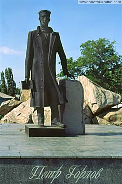 Gorlivka. Monument to P. Gorlov Donetsk Region Ukraine photos