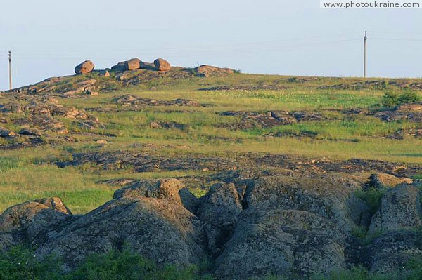 Kamiani Mohyly Reserve. Granite landscape Donetsk Region Ukraine photos