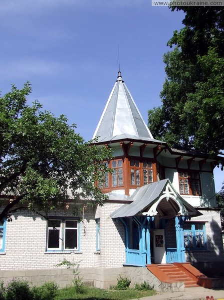 Kmytiv. Converted villa  now boarding Zhytomyr Region Ukraine photos