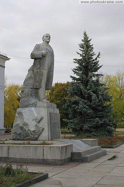 Korostyshiv. Monument to V. Lenin Zhytomyr Region Ukraine photos