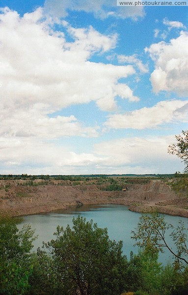 Lyznyk. Quarry granite lyznykovskyi Zhytomyr Region Ukraine photos