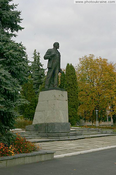 Radomyshl. Monument to V. Lenin Zhytomyr Region Ukraine photos
