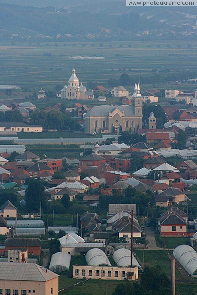 Irshava. Urban churches Zakarpattia Region Ukraine photos