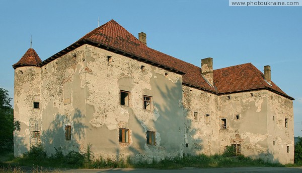 Chynadiyovo. Castle St. Miklosh Zakarpattia Region Ukraine photos