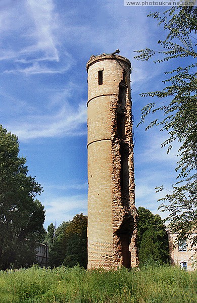 Vasylivka. Round tower  ruins of palace Popov Zaporizhzhia Region Ukraine photos