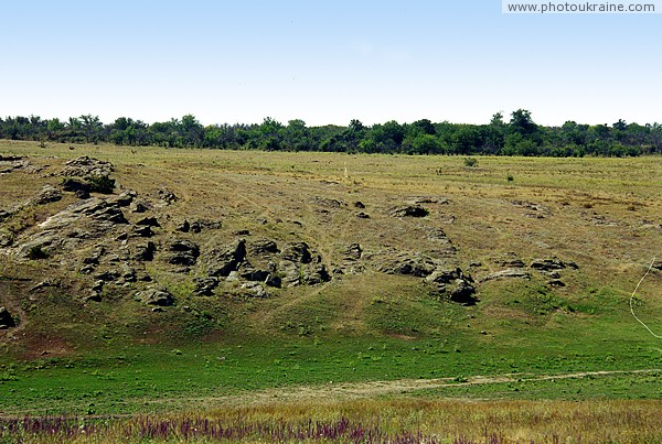 Kalaytanivka. Granites show through on slope Berda Zaporizhzhia Region Ukraine photos