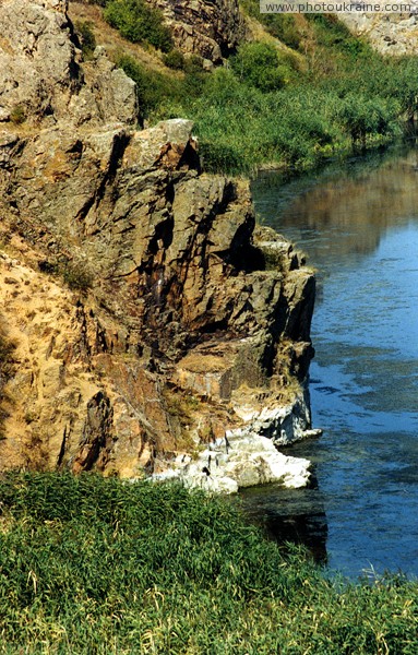 Radyvonivka. Granite rock Owl Zaporizhzhia Region Ukraine photos