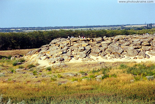 Terpinnia. Northern end of Stone Grave Zaporizhzhia Region Ukraine photos