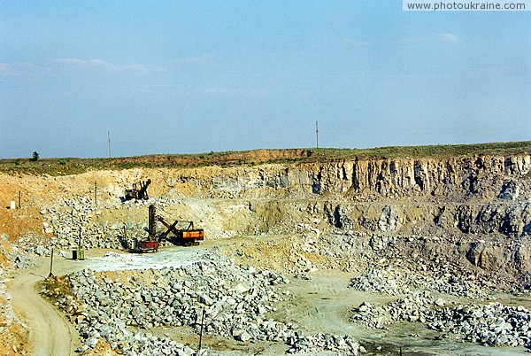 Trudove. Development of granites Azov Zaporizhzhia Region Ukraine photos