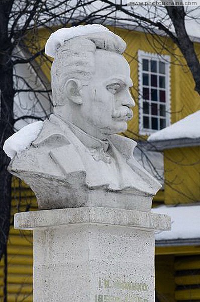 Verkhovyna. Winter bust of Ivan Franko Ivano-Frankivsk Region Ukraine photos