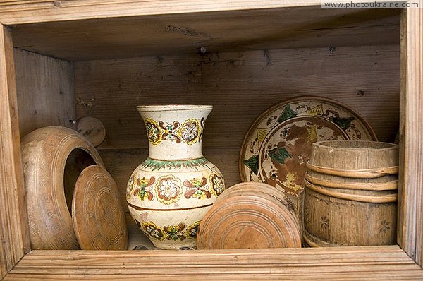Krivorivnia. Museum of I. Franko - dish shelf Ivano-Frankivsk Region Ukraine photos