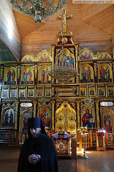 Maniavsky monastery. Holy Cross Cathedral - iconostasis Ivano-Frankivsk Region Ukraine photos