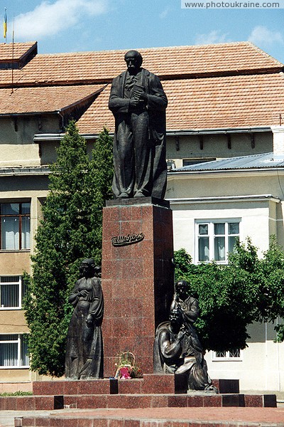 Nadvirna. Monument to Taras Shevchenko Ivano-Frankivsk Region Ukraine photos