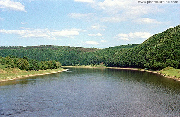 Nezvysko. View of the river bed of the Dniester from the avtomasta Ivano-Frankivsk Region Ukraine photos