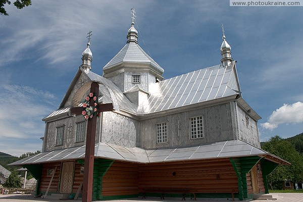 Sheshory. Church of St. Paraskeva Ivano-Frankivsk Region Ukraine photos