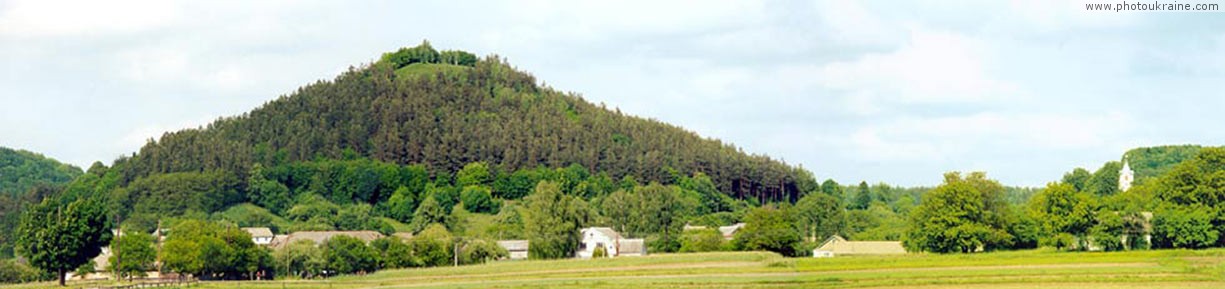 Village Stizhok. Stizhok hill Ternopil Region Ukraine photos