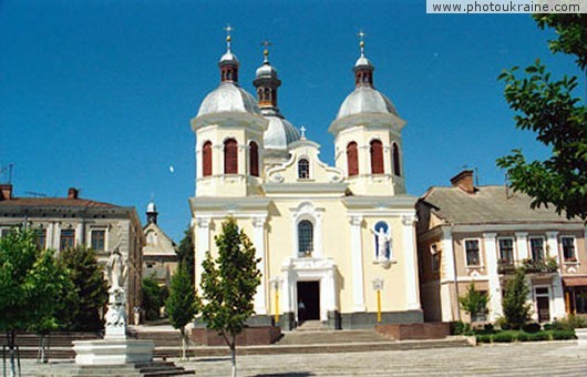  die Stadt Berezhany. Troitsky den Dom
Gebiet Ternopol 