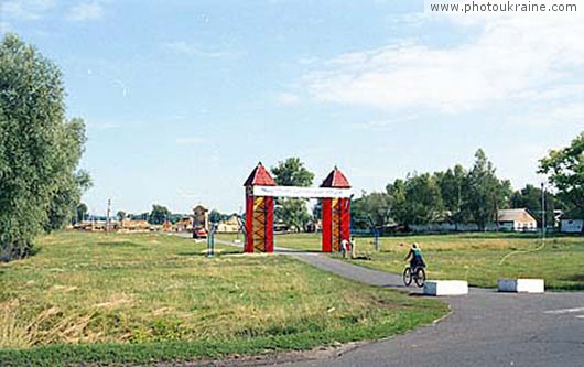 Village Velyki Sorochyntsi. Territory of Sorochyntsi Fair Poltava Region Ukraine photos