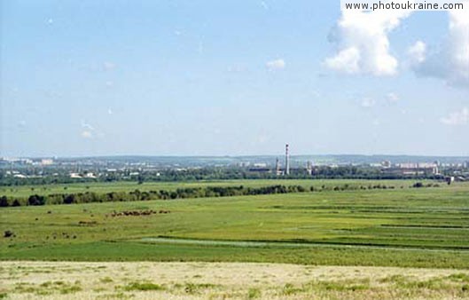  die Chaussee Slavjansk - Kramatorsk. Donbassky die Landschaft
Gebiet Donezk 