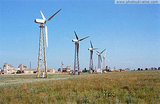  die Siedlung ist Askanija-neu. Das Windkraftwerk
Gebiet Cherson 