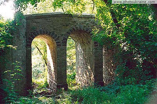 Village Kotyuzhany. Old bridge Vinnytsia Region Ukraine photos