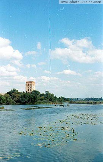  die Stadt Starokonstantinov. Die Ruinen der polnischen Kirche
Gebiet Chmelnizk 