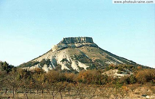  das Dorf Kudrino. Tepe-Kermen
die autonome Republik die Krim 