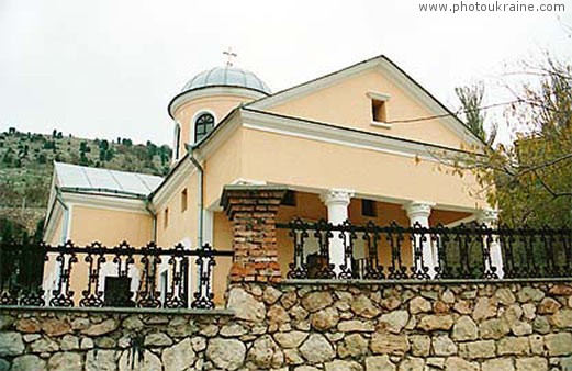  Balaklava. Die Kirche zw?lf Apostel
die Stadt Sewastopol 