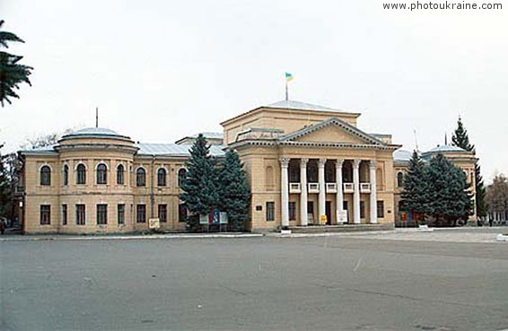  die Stadt Pervomajsk. Das Haus der Ratschlage
Gebiet Nikolaew 