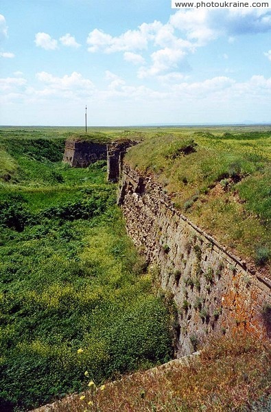 Kamenskoe. Ruins of Arabat Castle  Autonomous Republic of Crimea Ukraine photos