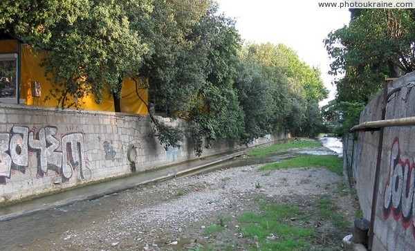 Yalta. River Derekoyka (Fast) Autonomous Republic of Crimea Ukraine photos