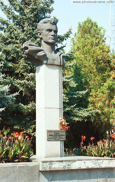 Vinnytsia. Monument to I. Bevz Vinnytsia Region Ukraine photos